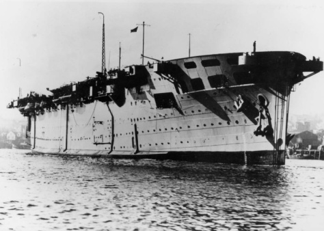 Le HMS Argus en 1943