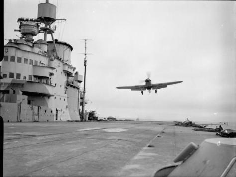 Hawker Sea Hurricane à l'appontage